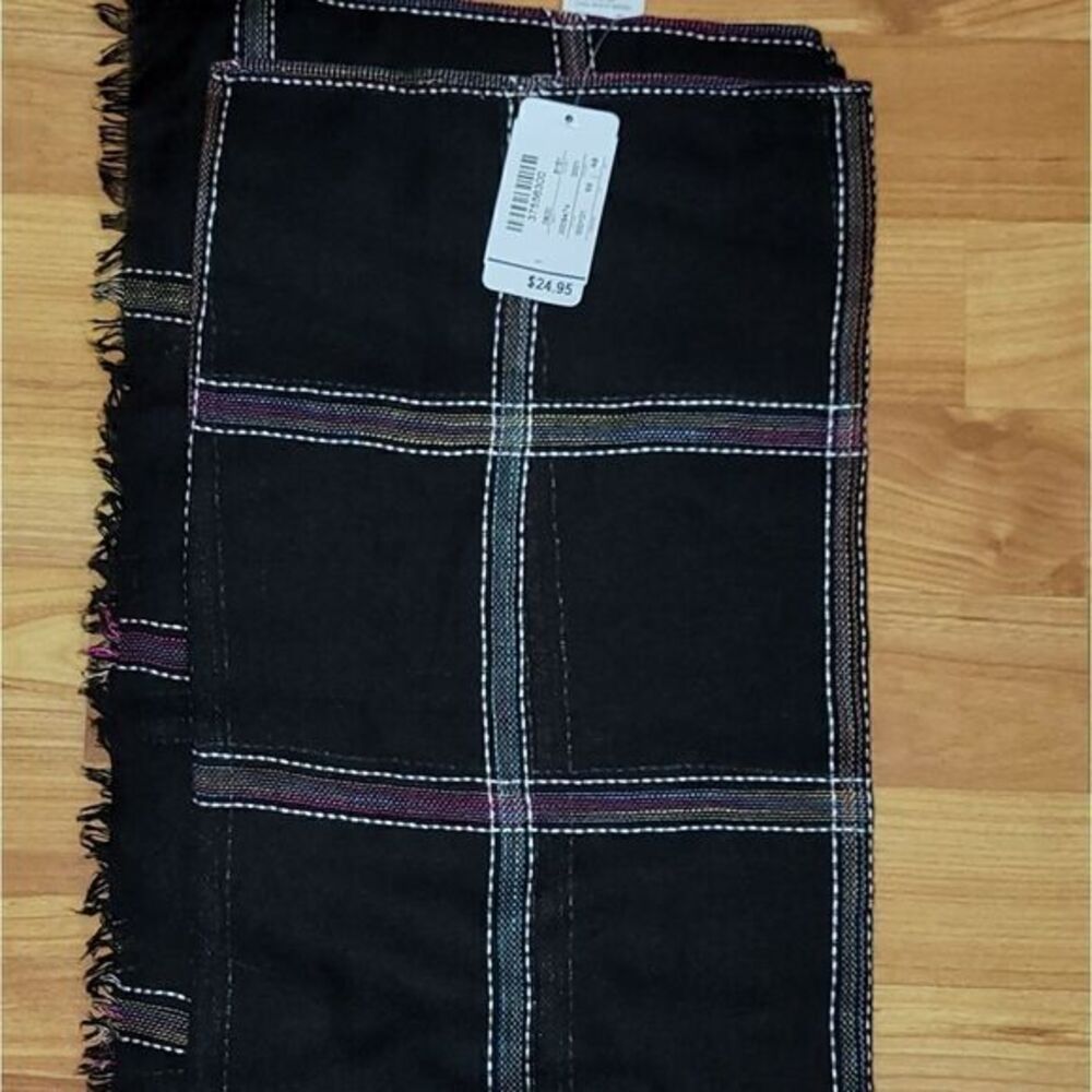 Christopher and Banks Scarf. NEW! ON SALE!